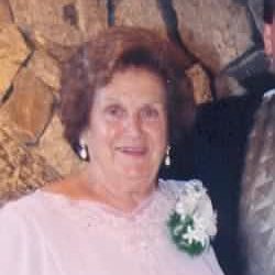 Elizabeth Manolopoulos