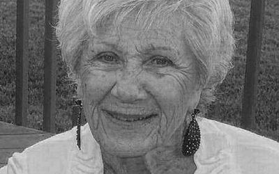 Eva E. Pischel