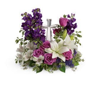 Teleflora's Grace And Majesty Bouquet