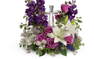 Teleflora’s Grace And Majesty Bouquet