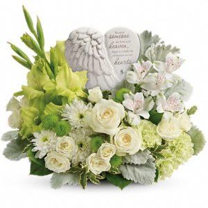 Teleflora's Hearts In Heaven Bouquet