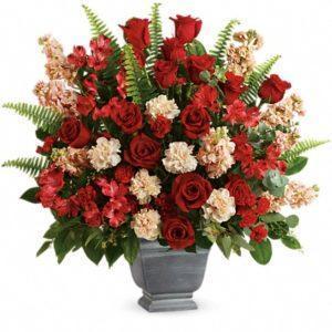 Teleflora's Bold Tribute Bouquet