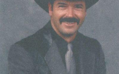 Darrell R Findlay
