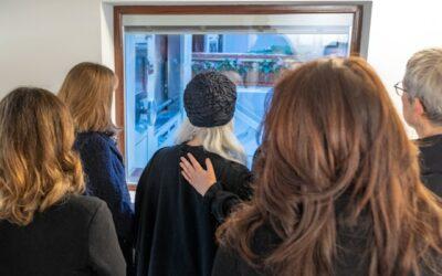 Planning a Memorial Service Following Cremation